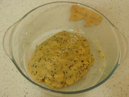 Baharatlı Tuzlu Kurabiye