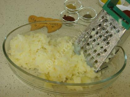 Bulgurlu Patates Köftesi