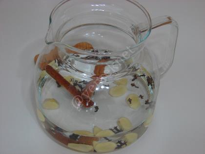 Hızlı Kilo Verdiren Tarçınlı Zencefilli Karanfil Çayı