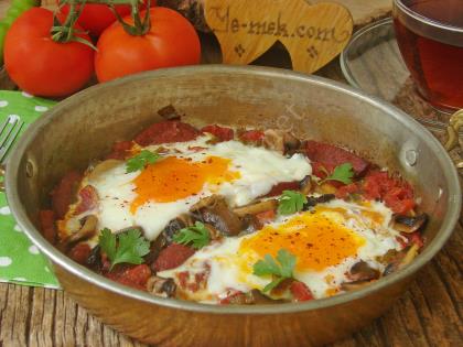Kahvaltılık Sucuklu Mantarlı Yumurta