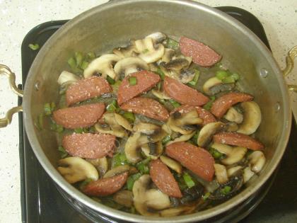 Kahvaltılık Sucuklu Mantarlı Yumurta