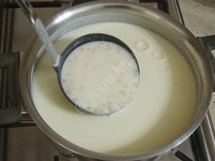 Yoğurtlu Kuskus Çorbası