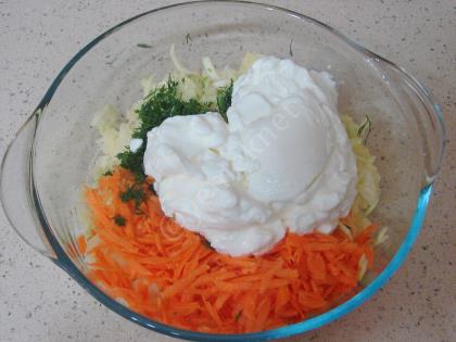 Yoğurtlu Sebze Salatası