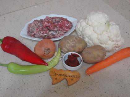 Kıymalı Patatesli Karnabahar Yemeği