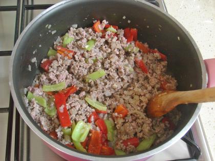 Kıymalı Patatesli Karnabahar Yemeği