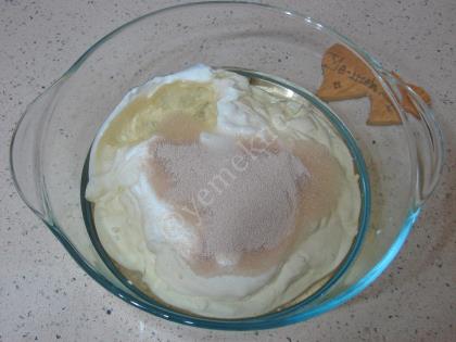 Mayalı Yoğurtlu Poğaça