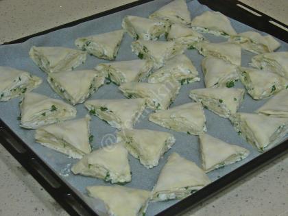 Peynirli Çıtır Üçgen Börek