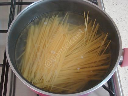 Domatesli Fırın Makarna