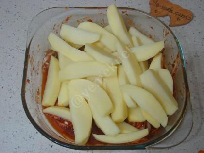 Fırında Sebzeli Tavuk Yemeği