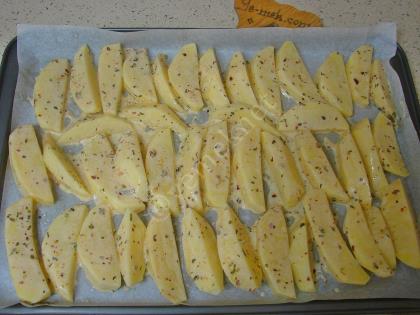 Fırında Yoğurtlu Patates Kızartması