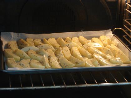 Fırında Yoğurtlu Patates Kızartması