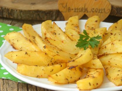 Fırında Yoğurtlu Patates Kızartması