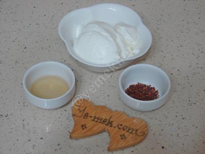 Göbek Ve Basen Eriten Sirkeli Yoğurt Kürü