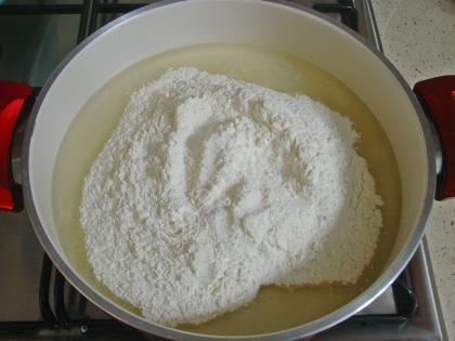 Sıvı Yağlı Un Helvası