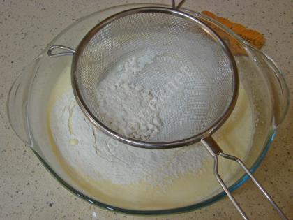 Tencerede Limonlu Fincan Kek