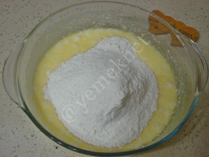 Mayasız Çatlak Poğaça