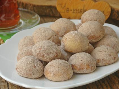 Bayatlamayan Tarçınlı Cevizli Kurabiye