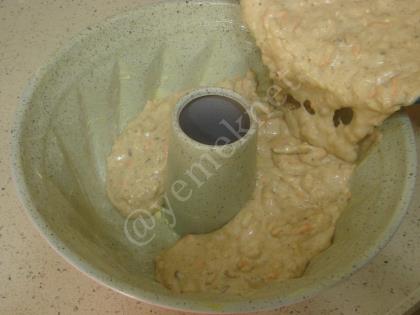 Elmalı Havuçlu Tarçınlı Kek