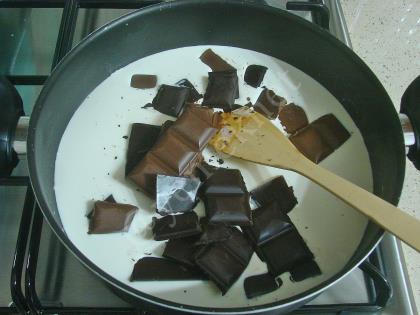 Çikolatalı Bisküvili Pasta