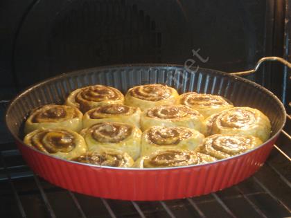 Haşhaşlı Rulo Çörek