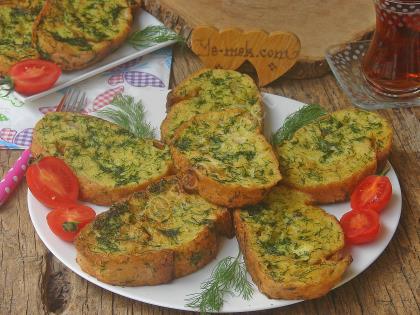Dereotlu Yumurtalı Ekmek Kızartması