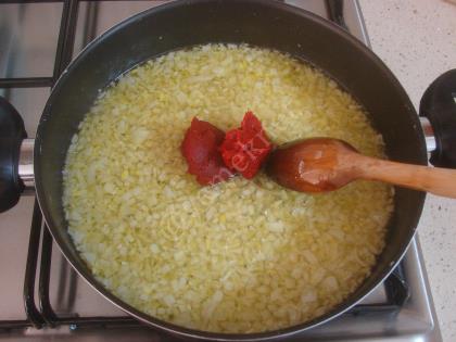 Kuru Patlıcan Dolması