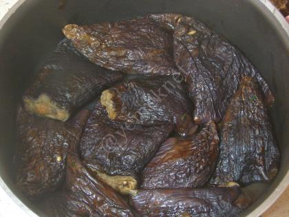 Kuru Patlıcan Dolması