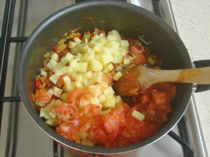 Patatesli Bulgur Pilavı