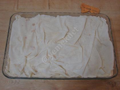 Sütlü Serpme Börek