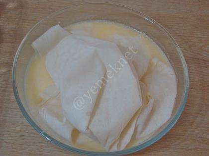 Sütlü Serpme Börek