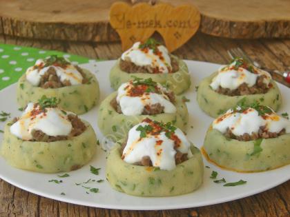 Yoğurtlu Kıymalı Patates Mantısı