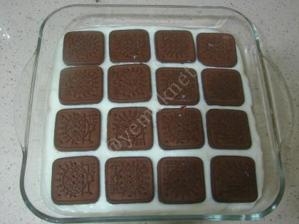 Çikolatalı Muhallebili Pasta