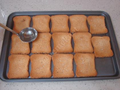 Porsiyonluk Etimek Tatlısı