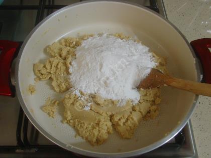 Tahinli Cevizli Helva