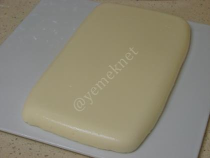 Yalancı Tavuk Göğsü Tatlısı