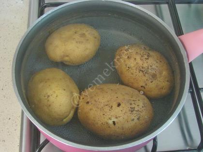 Yoğurtlu Patates Mantısı