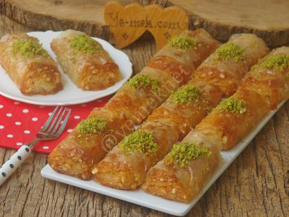 Baklava Yufkasından Fındıklı Tatlı