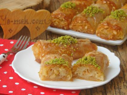 Baklava Yufkasından Fındıklı Tatlı