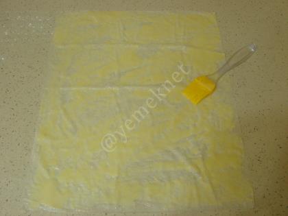 Baklava Yufkasından Fındıklı Tatlı