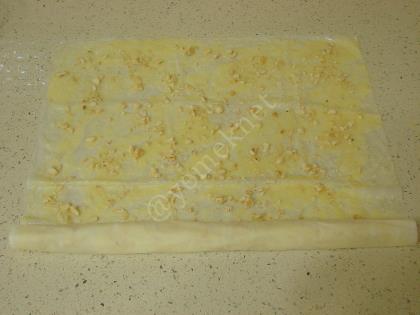 Baklava Yufkasından Fındıklı Tatlı