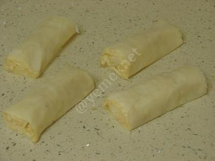 Baklava Yufkasından Fındıklı Tatlı