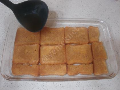 Etimekli Yalancı Tavuk Göğsü Tatlısı