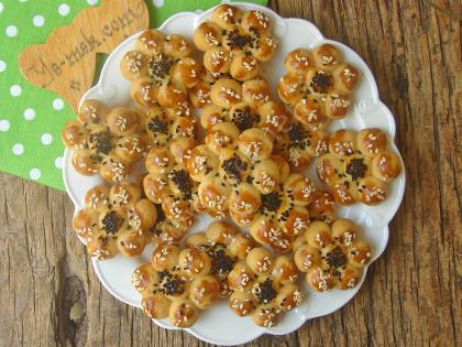 Tuzlu Çiçek Kurabiye