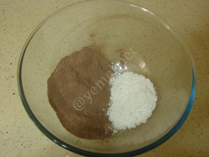 Az Malzemeli Kurabiye