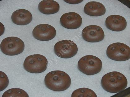 Az Malzemeli Kurabiye