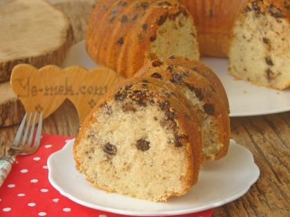 Damla Çikolatalı Cevizli Kek