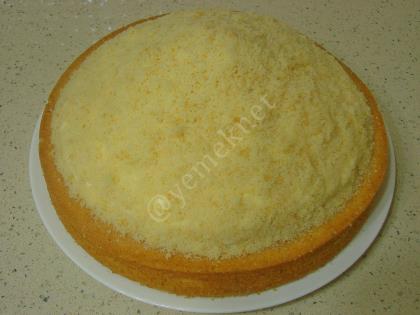 Sade Köstebek Pasta