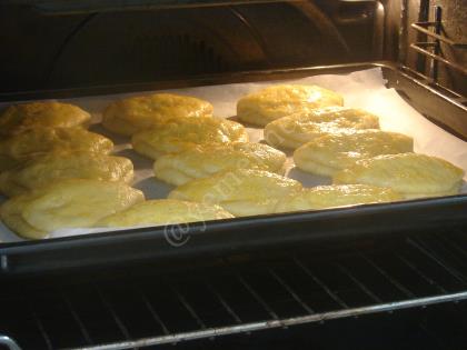 Sarıyer Poğaçası