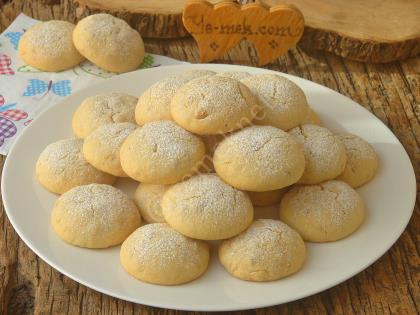 Fındıklı Un Kurabiyesi