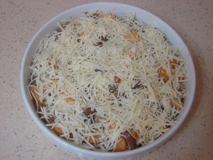 Fırında Kaşarlı Et Sote